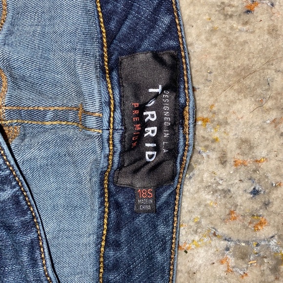 torrid jeans 18s - Picture 3 of 3